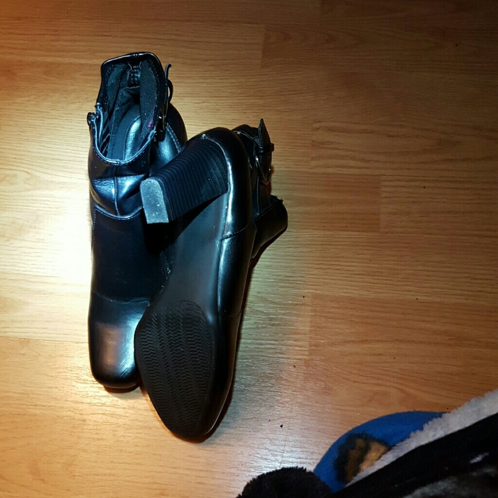 Heeled Boots - Picture 3 of 3
